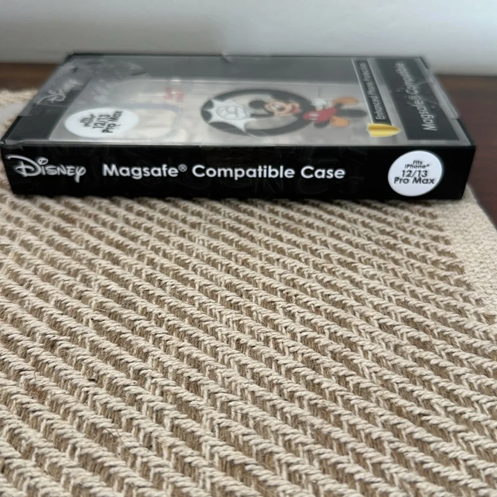 NEW DISNEY MICKEY MOUSE IPHONE 12/13 Pro Max Phone Cover MagSafe Compati…